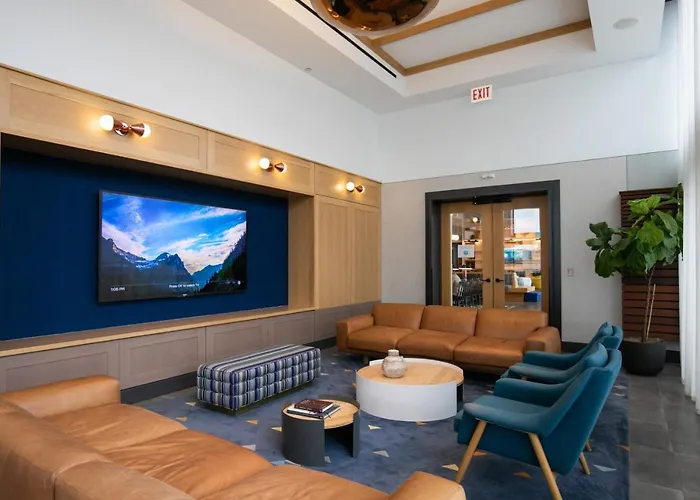 W Loop Studio W Gym Pool Coworking Nr Uic Chi-433 Chicago