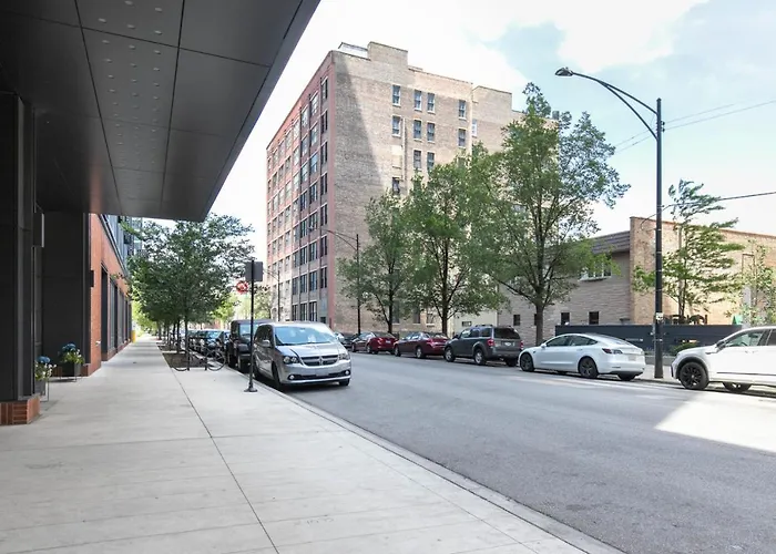 W Loop Studio W Gym Pool Coworking Nr Uic Chi-433